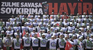 Memur-Sen, 1 Mayıs'ı Ankara Anıtpark'ta kutladı