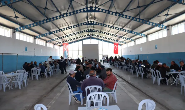 Şarkışla'da çiftçiler, şükür duasında buluştu