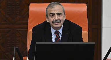 TBMM Başkanvekili Sırrı Süreyya Önder hayatını kaybetti