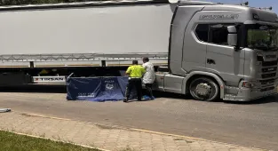 Gaziantep'te tırın çarptığı motosikletteki 2 kişi öldü