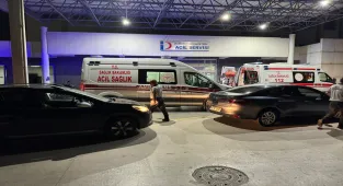 GÜNCELLEME - Elektrik akımına kapılan Manisa Büyükşehir Belediye Başkanı Zeyrek, hastaneye kaldırıldı