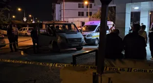 GÜNCELLEME - Sakarya'da bir kişinin silahla öldürülmesine ilişkin yakalanan zanlı tutuklandı