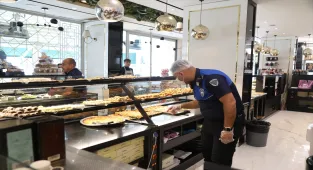 Melikgazi Belediyesi zabıta ekiplerinin bayram öncesi denetimleri sürüyor