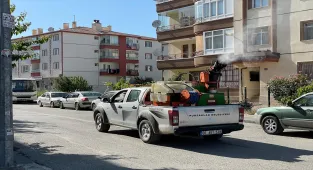 Pursaklar Belediyesinden haşerelere karşı ilaçlama çalışması