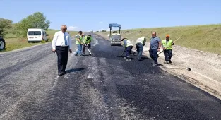 Sorgun'da köy yollarında bakım ve onarım çalışması başladı