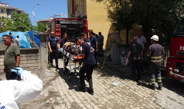 Zonguldak'ta doğal gaz kaynaklı patlamanın yaşandığı bina tahliye edildi