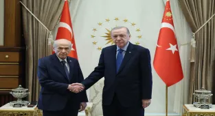 Cumhurbaşkanı Erdoğan, MHP Genel Başkanı Bahçeli'yi Cumhurbaşkanlığı Külliyesi'nde kabul etti 