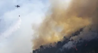 GÜNCELLEME 2 - Karabük'ün Safranbolu ilçesindeki orman yangınına 4. gününde müdahale sürüyor