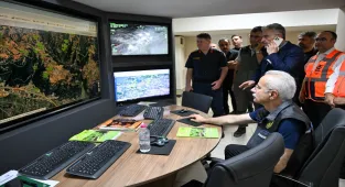 GÜNCELLEME 6 - Bursa'da Gürsu ile Kestel arasındaki ormanlık alanda çıkan yangına müdahale sürüyor