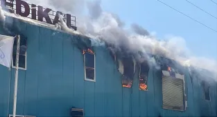 GÜNCELLEME - Bolu'da medikal fabrikasında çıkan yangın kontrol altına alındı