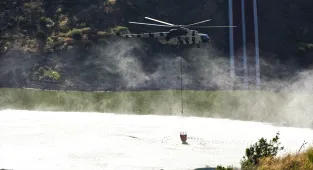 GÜNCELLEME - İzmir'in Ödemiş ilçesindeki orman yangınına müdahale sürüyor