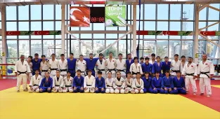 Milli judocular, Samsun'daki ortak kampta şampiyonalara hazırlanıyor