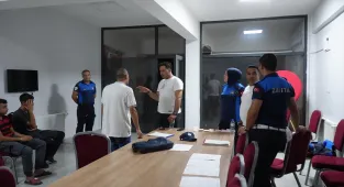 Niğde'de dilencilere yönelik denetim yapıldı