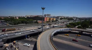 Sıhhiye Köprüsü'nde bakım çalışmaları nedeniyle trafik yoğunluğu oluştu