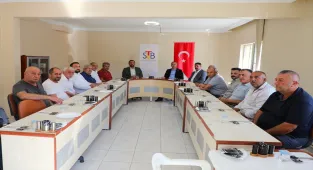 Sivas Belediye Başkanı Uzun, yeni buğday pazarında esnafla bir araya geldi