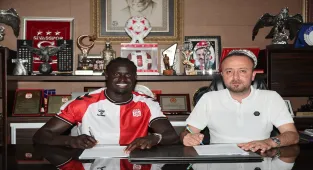 Sivasspor, Aliou Badji transfer etti