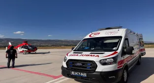 Tokat'ta ambulans helikopter parmakları kopan 3 yaşındaki çocuk için havalandı