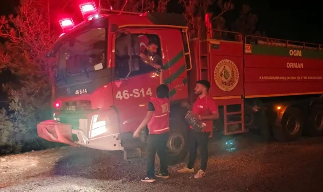 Türk Kızılay orman yangınlarıyla mücadeleye desteğini sürdürüyor