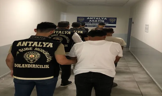 Antalya'da dolandırıcılık operasyonunda 4 kişi tutuklandı