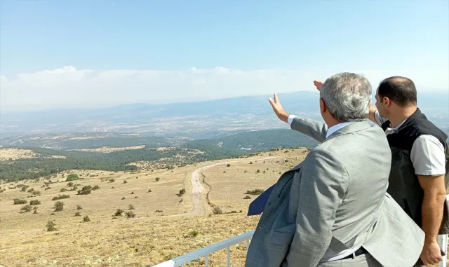 Beypazarı Kaymakamı Coşkun, Karlık Yangın Gözetleme Kulesi'ni inceledi