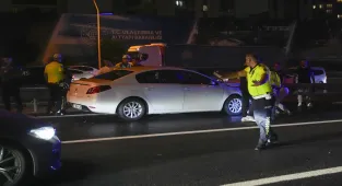 Eyüpsultan'da 16 aracın karıştığı zincirleme trafik kazasında 6 kişi yaralandı