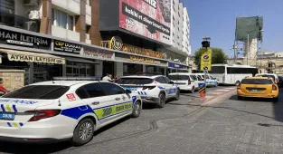 Gaziantep'te cep telefonu satıcılarına kaçakçılık operasyonu