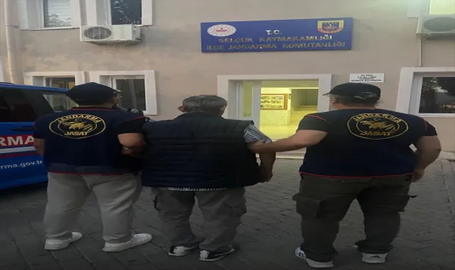 GÜNCELLEME - İzmir'de sahipsiz hayvanların zehirli yiyeceklerle öldürülmesine ilişkin 1 şüpheli tutuklandı