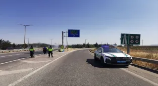 GÜNCELLEME - Kırklareli'nde anızda başlayıp ağaçlık alana sıçrayan yangına müdahale ediliyor