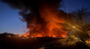 GÜNCELLEME - Sakarya'da boyahanede çıkan yangın söndürüldü
