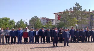 Sivas'ın ilçelerinde Büyük Zafer'in 103. yılı törenlerle kutlandı