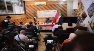 Sudan'ın Şam Maslahatgüzarı Hasan, savaş nedeniyle ülkesinde 14 milyon kişinin yerinden edildiğini söyledi