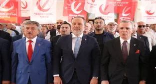 Yeniden Refah Partisi Genel Başkanı Erbakan, Isparta'da konuştu: