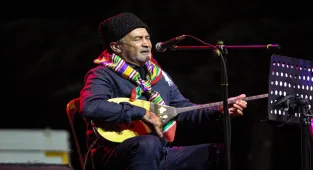 Dombra sanatçısı Arslanbek Sultanbekov Kütahya'da konser verdi