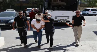  GÜNCELLEME - Şanlıurfa merkezli terör örgütü DEAŞ operasyonunda 10 zanlı tutuklandı