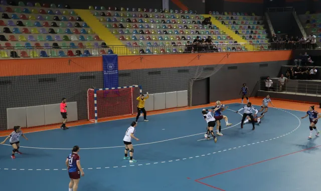 Hentbol: Kadınlar Süper Lig