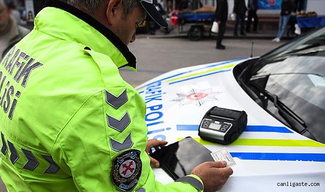 Kayseri'de ters şeritten giden sürücülere 9 bin lira ceza