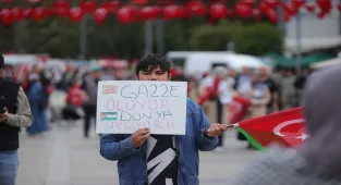 Kocaeli'de Küresel Sumud Filosu'na destek yürüyüşü yapıldı