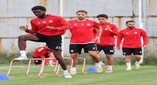 Sivasspor, Sarıyer maçı hazırlıklarını sürdürdü