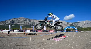 16. Sea To Sky Enduro Motosiklet Yarışı Antalya'da başladı 