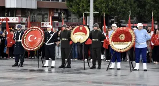 Antalya ve çevre illerde 29 Ekim Cumhuriyet Bayramı dolayısıyla tören düzenlendi