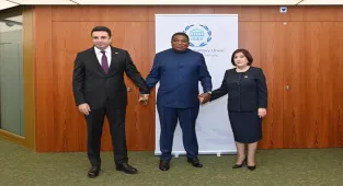 Azerbaycan ve Ermenistan parlamento başkanları Cenevre'de bir araya geldi