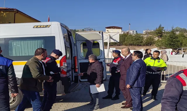 Bahşılı'da okul servisleri denetlendi