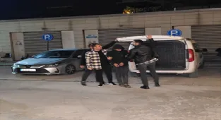 Bursa'da kesinleşmiş 12 yıl hapis cezası bulunan firari çalıntı motosikletle yakalandı