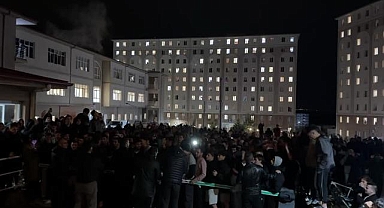 Edirne'de Öğrenci Yurdunda Su Kesintisi Protestosu