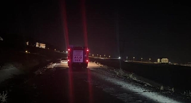 Erzurum'da Kaza: Otomobildeki 2 Kişi Yaralandı