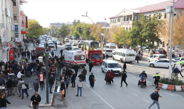 GÜNCELLEME - Ağrı'da iki grup arasında çıkan silahlı ve bıçaklı kavgada biri ağır 4 kişi yaralandı