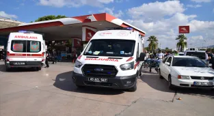 Manisa'da Eski Eşi ve Yanındaki Kişiyi Bıçakla Yaraladı