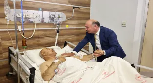 GÜNCELLEME - Serinova Belde Belediye Başkanı Çakmak, Çorum'daki trafik kazasında yaralandı