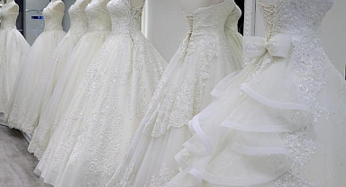 Kayseri'de gelinlik süslemelerine gizlenmiş uyuşturucu ele geçirildi