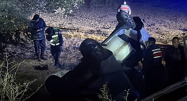 Kayseri'de şarampole devrilen otomobildeki 1 kişi yaşamını yitirdi